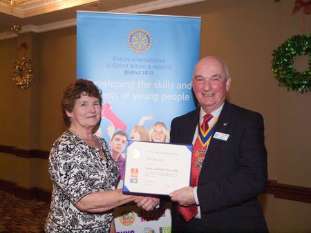 Past President Ann Mitchell PHF with President Iain Gow